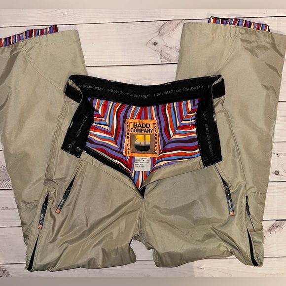 Women’s Badd Company Technical Board Wear Pants Size Medium Snow Boarding Skiing